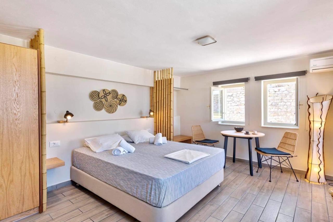 Guesthouse Eri Kini Zewnętrze zdjęcie
