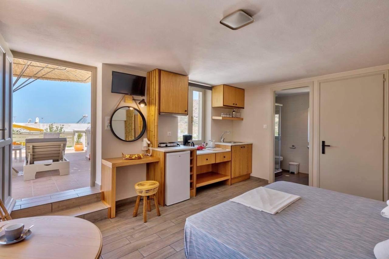 Guesthouse Eri Kini Zewnętrze zdjęcie
